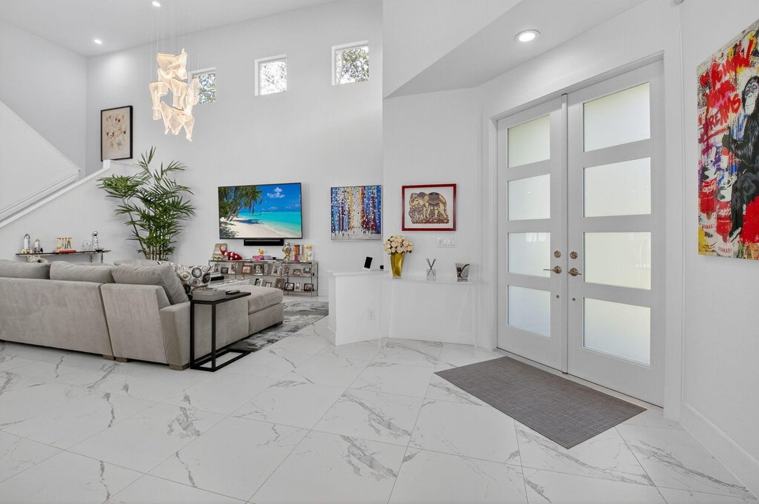 Под контрактом: $1,195,000 (4 спален, 3 ванн, 3081 Квадратных фут)