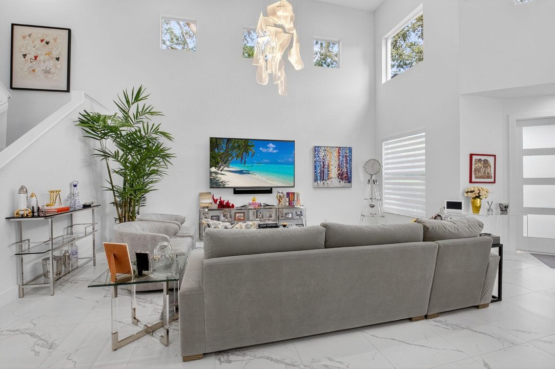 Под контрактом: $1,195,000 (4 спален, 3 ванн, 3081 Квадратных фут)