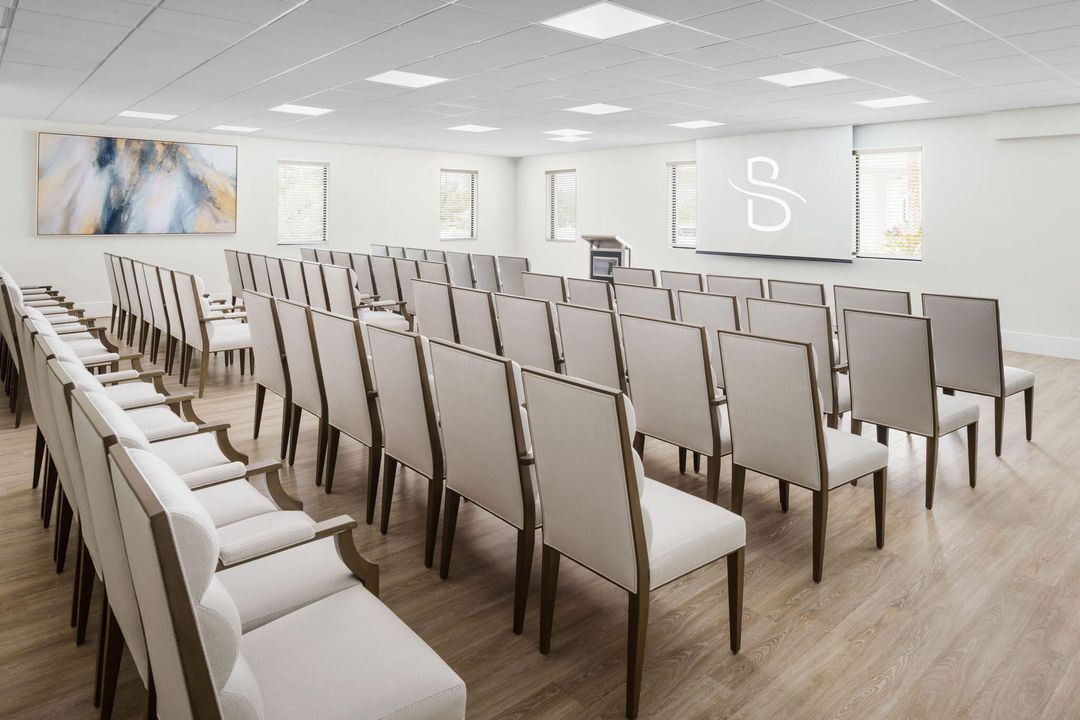 Под контрактом: $1,195,000 (4 спален, 3 ванн, 3081 Квадратных фут)