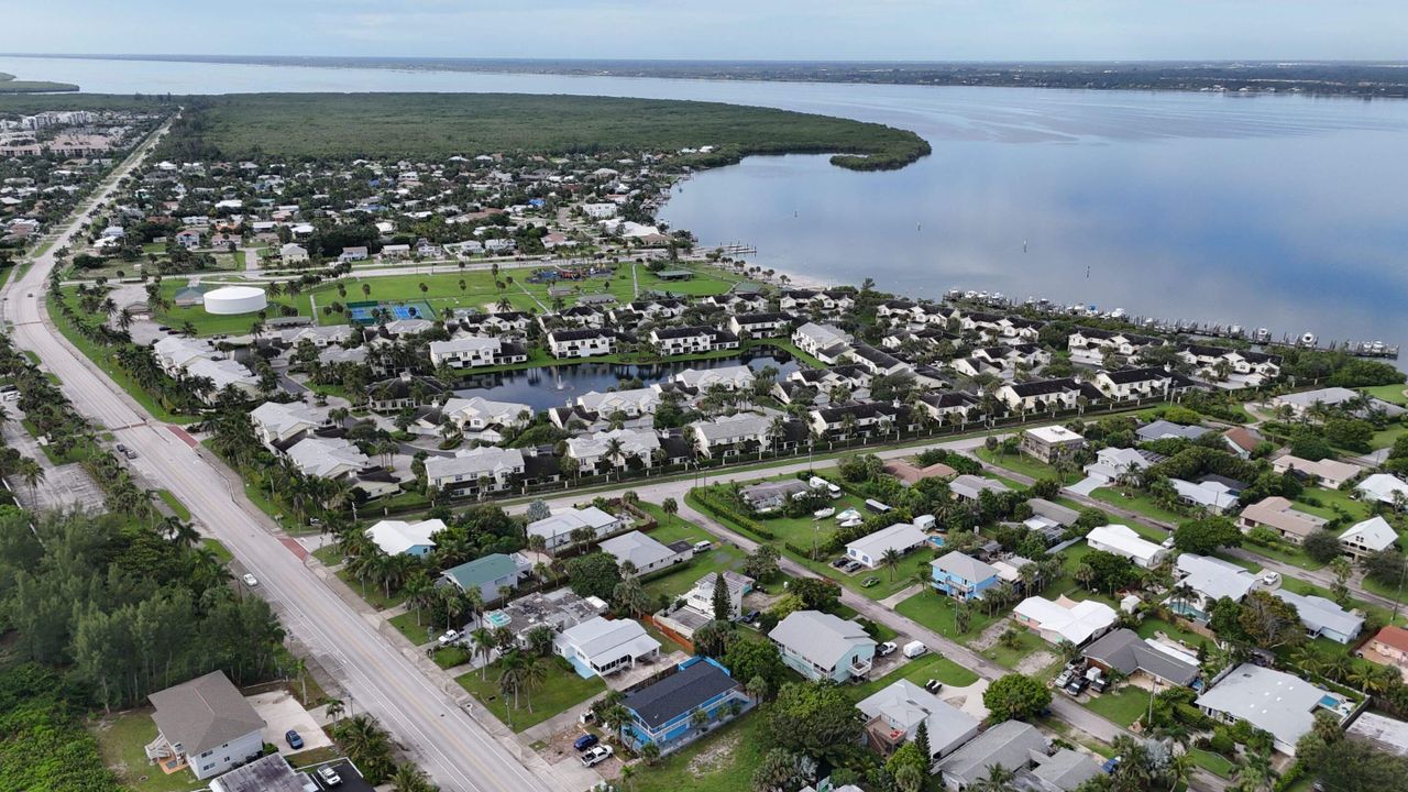 出租: $1,500 (0 贝兹, 1 浴室, 400 平方英尺)