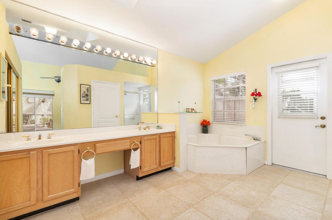 For Sale: $550,000 (3 beds, 2 baths, 2069 Square Feet)