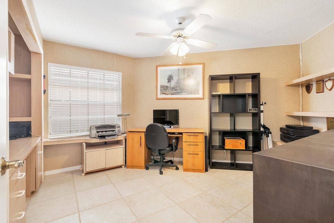 For Sale: $550,000 (3 beds, 2 baths, 2069 Square Feet)