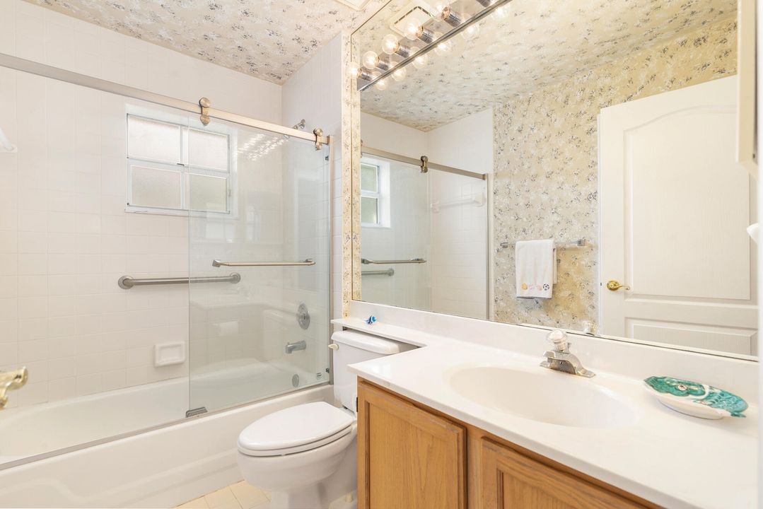 For Sale: $550,000 (3 beds, 2 baths, 2069 Square Feet)