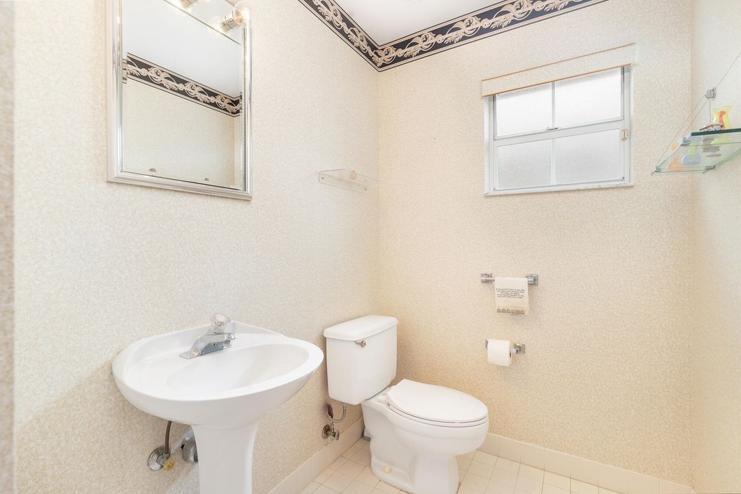 For Sale: $550,000 (3 beds, 2 baths, 2069 Square Feet)