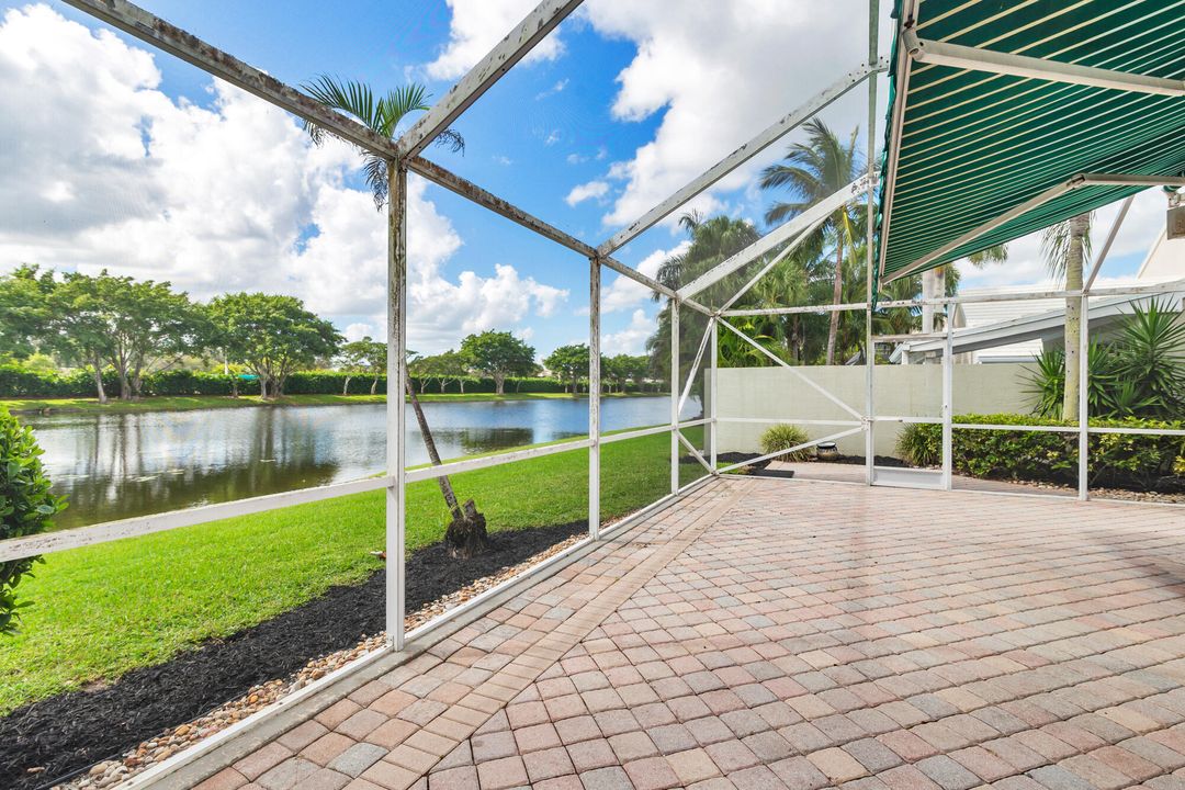 For Sale: $550,000 (3 beds, 2 baths, 2069 Square Feet)