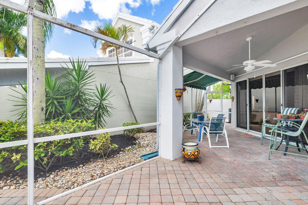 For Sale: $550,000 (3 beds, 2 baths, 2069 Square Feet)