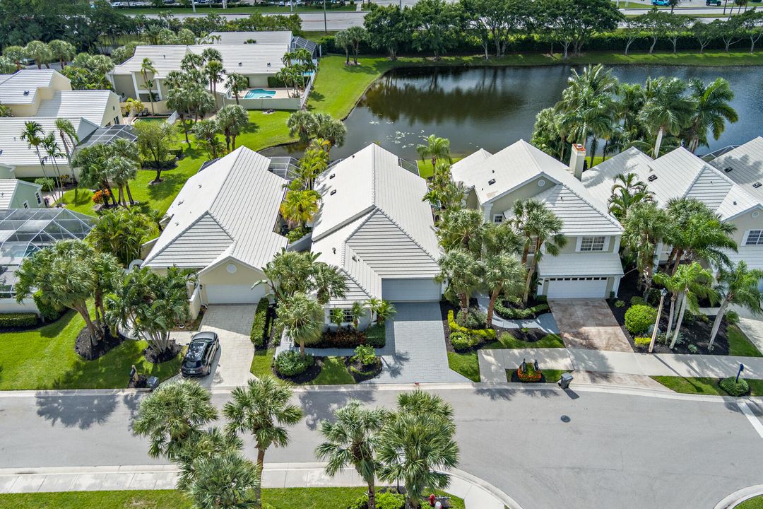 For Sale: $550,000 (3 beds, 2 baths, 2069 Square Feet)