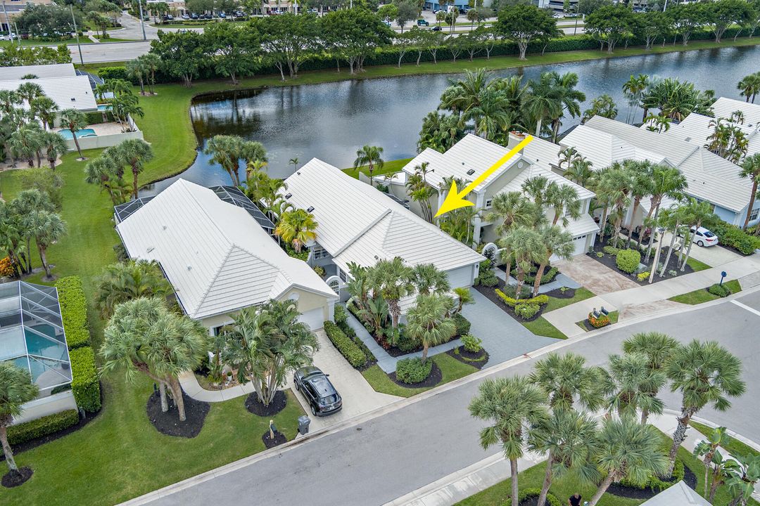 For Sale: $550,000 (3 beds, 2 baths, 2069 Square Feet)