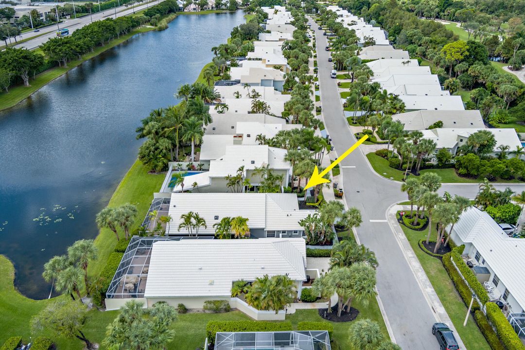 For Sale: $550,000 (3 beds, 2 baths, 2069 Square Feet)