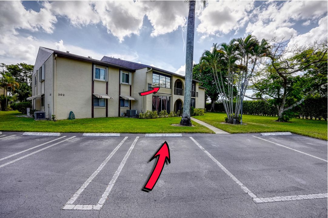 For Sale: $154,000 (2 beds, 1 baths, 935 Square Feet)