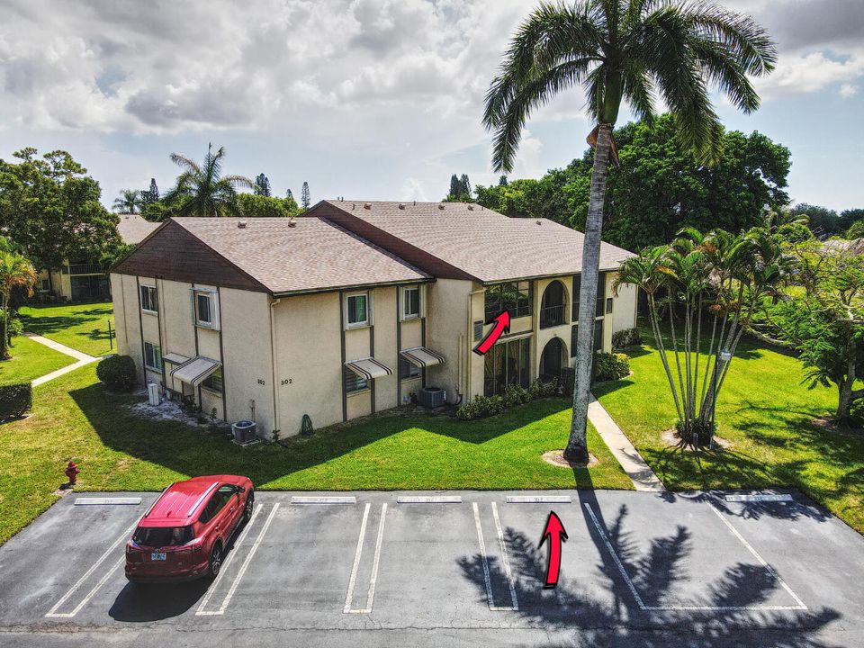 For Sale: $154,000 (2 beds, 1 baths, 935 Square Feet)