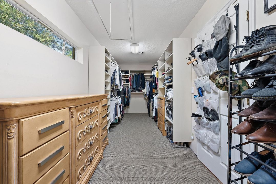 На продажу: $1,050,000 (4 спален, 3 ванн, 3143 Квадратных фут)