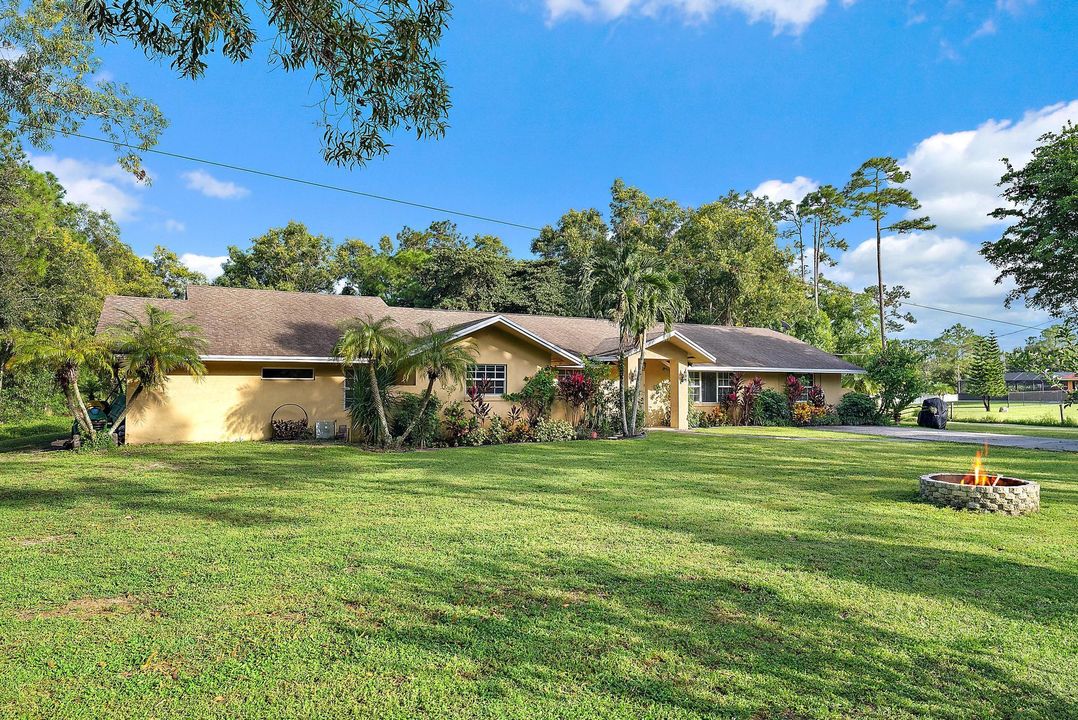 На продажу: $1,050,000 (4 спален, 3 ванн, 3143 Квадратных фут)