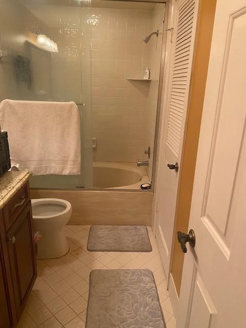 For Rent: $3,500 (2 beds, 2 baths, 1241 Square Feet)