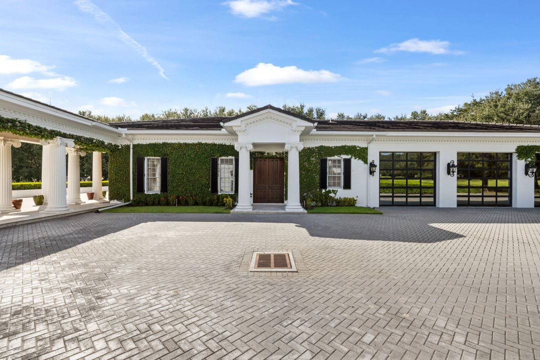 For Sale: $19,995,000 (6 beds, 12 baths, 20865 Square Feet)