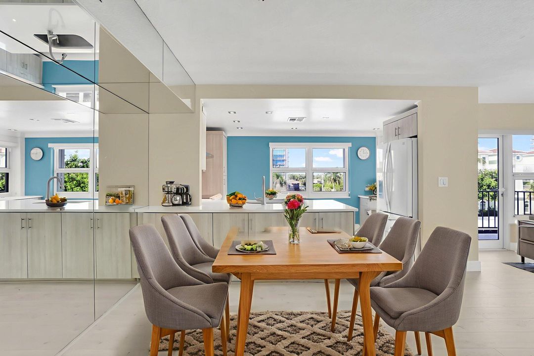 For Sale: $449,000 (2 beds, 2 baths, 1265 Square Feet)