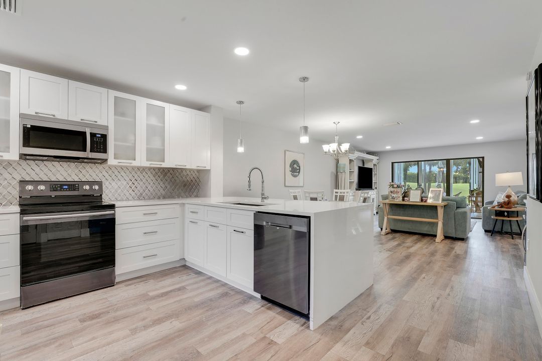 出租: $6,500 (2 贝兹, 2 浴室, 1383 平方英尺)