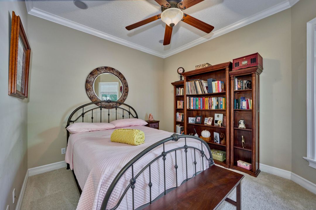 For Sale: $800,000 (4 beds, 4 baths, 3370 Square Feet)