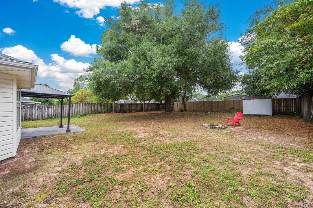 На продажу: $315,000 (4 спален, 2 ванн, 1750 Квадратных фут)