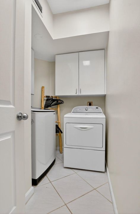 待售: $849,000 (3 贝兹, 3 浴室, 2255 平方英尺)