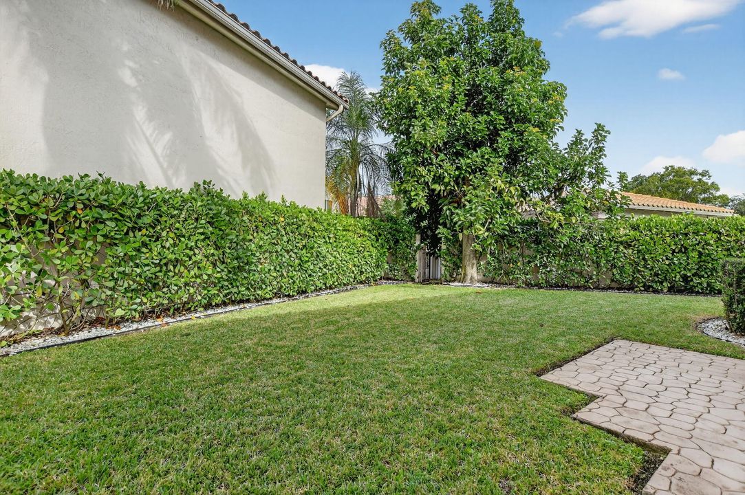 待售: $849,000 (3 贝兹, 3 浴室, 2255 平方英尺)