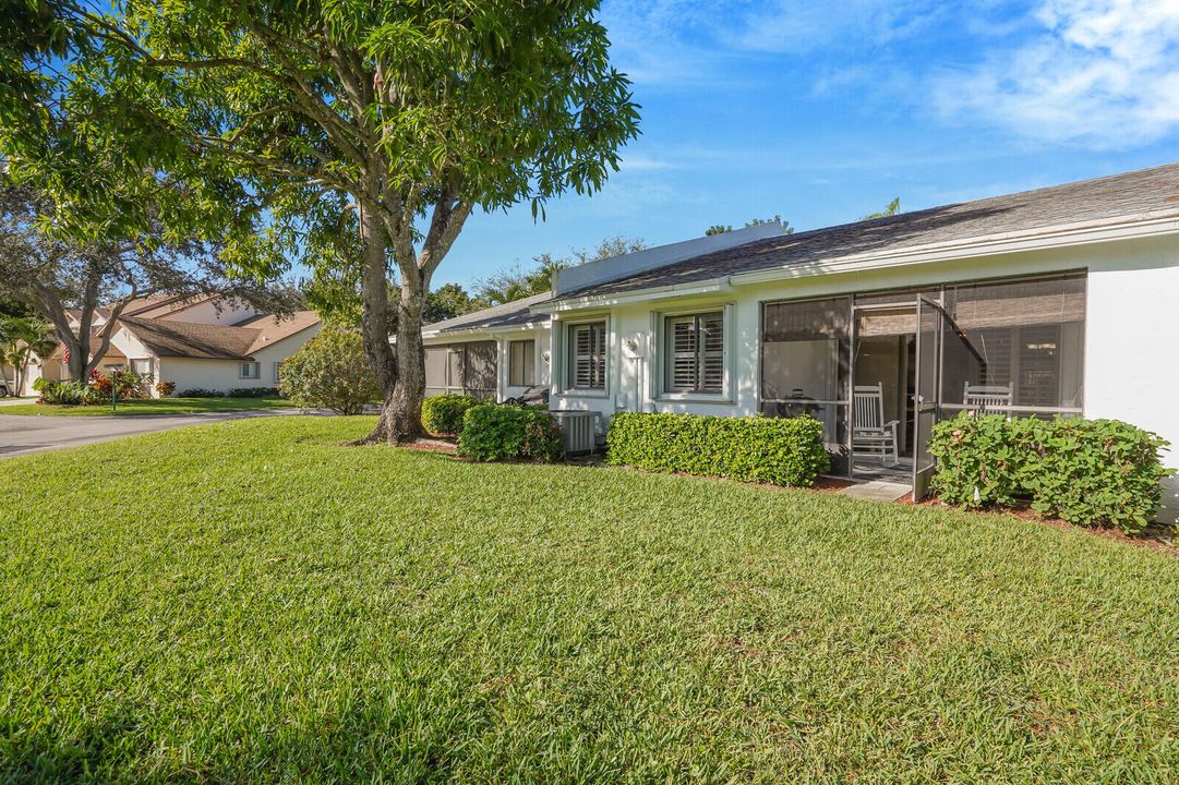 En Venta: $349,900 (2 camas, 2 baños, 1357 Pies cuadrados)