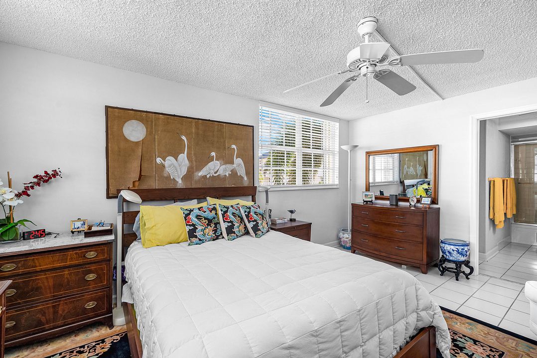 En Venta: $425,000 (2 camas, 2 baños, 1286 Pies cuadrados)