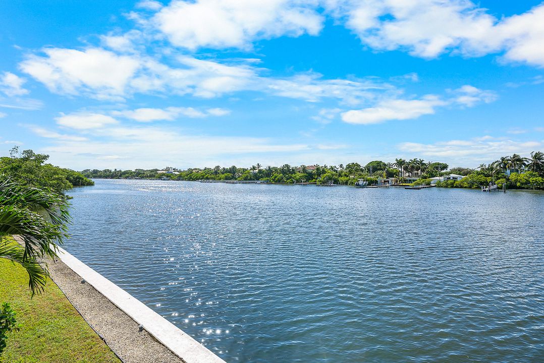 En Venta: $425,000 (2 camas, 2 baños, 1286 Pies cuadrados)