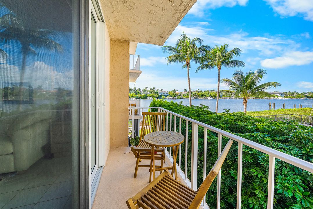 En Venta: $425,000 (2 camas, 2 baños, 1286 Pies cuadrados)