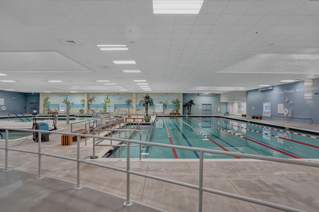 For Sale: $145,000 (2 beds, 2 baths, 880 Square Feet)