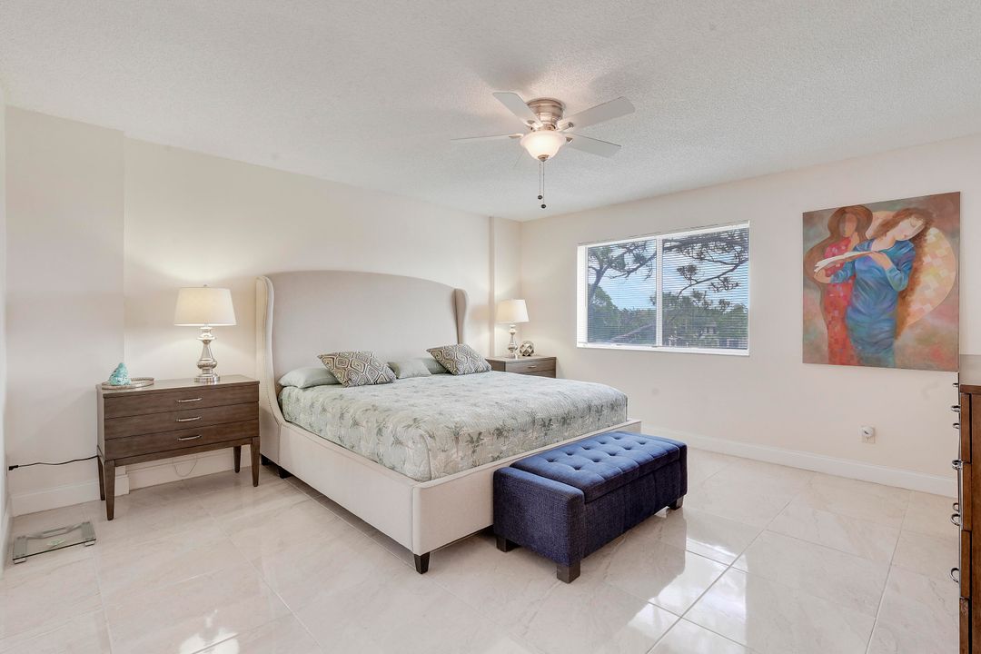 For Rent: $2,400 (3 beds, 2 baths, 1505 Square Feet)