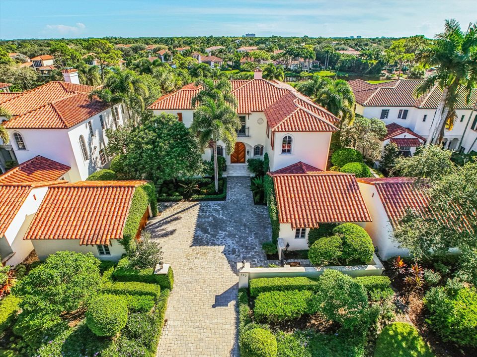 На продажу: $6,900,000 (5 спален, 5 ванн, 5479 Квадратных фут)