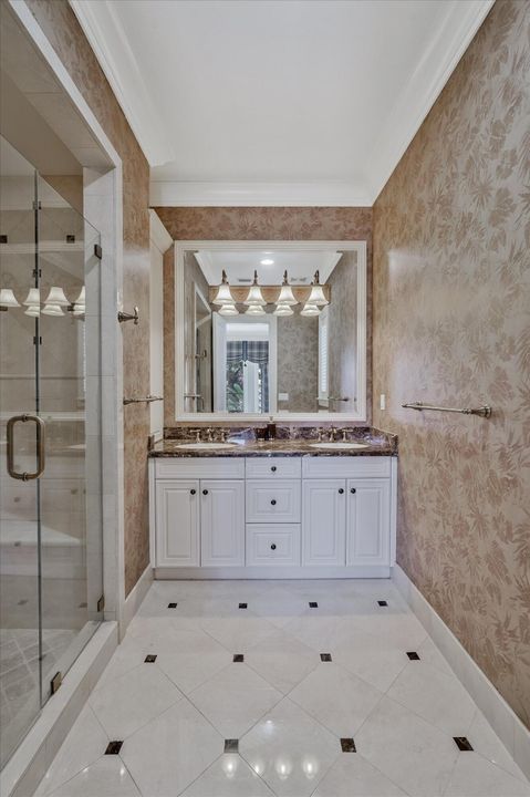 На продажу: $6,900,000 (5 спален, 5 ванн, 5479 Квадратных фут)