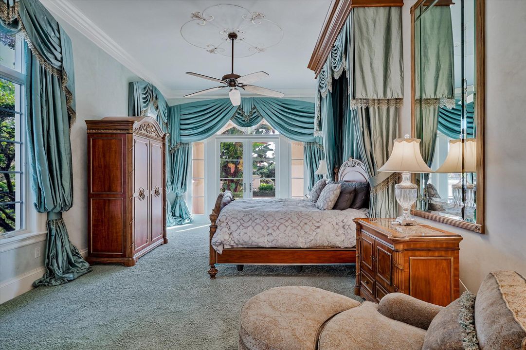 На продажу: $6,900,000 (5 спален, 5 ванн, 5479 Квадратных фут)