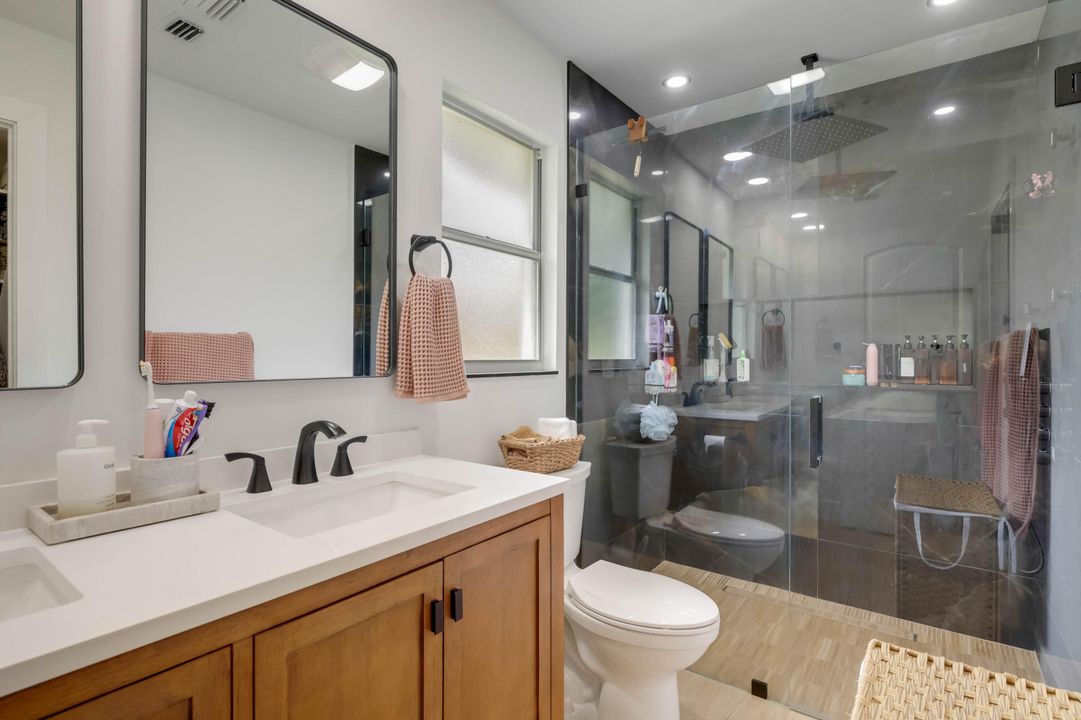 На продажу: $599,900 (3 спален, 2 ванн, 1827 Квадратных фут)