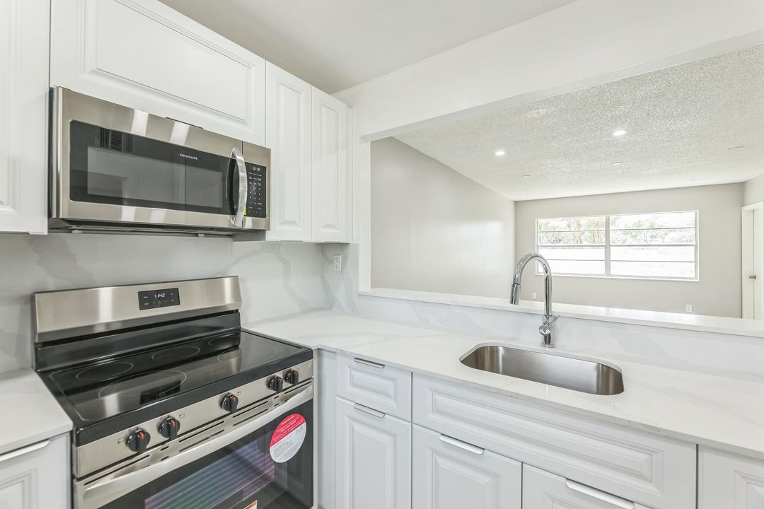 En Venta: $90,250 (1 camas, 1 baños, 684 Pies cuadrados)