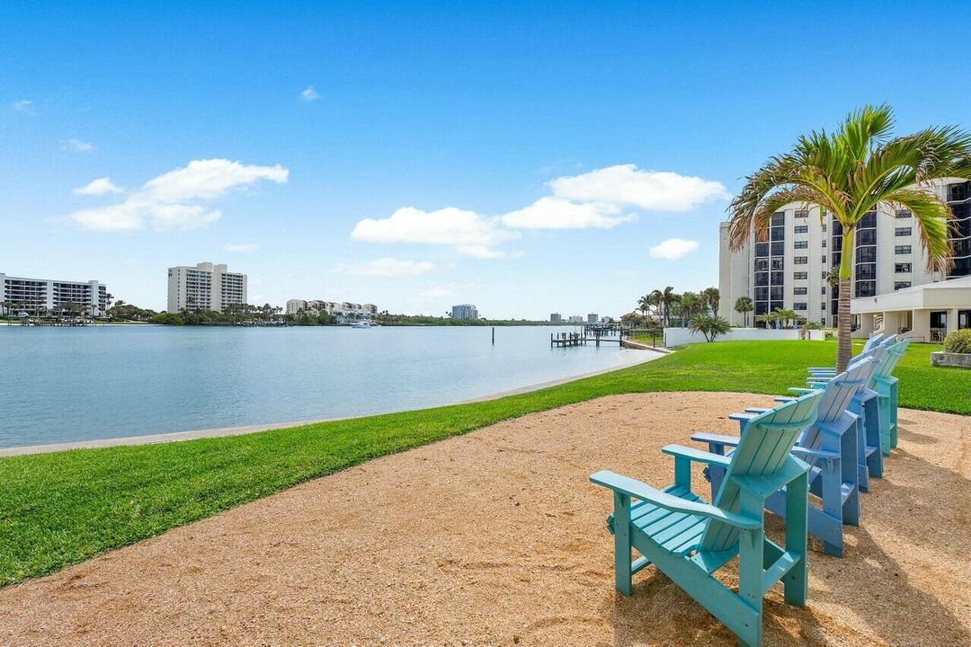 En Venta: $818,800 (2 camas, 2 baños, 1639 Pies cuadrados)