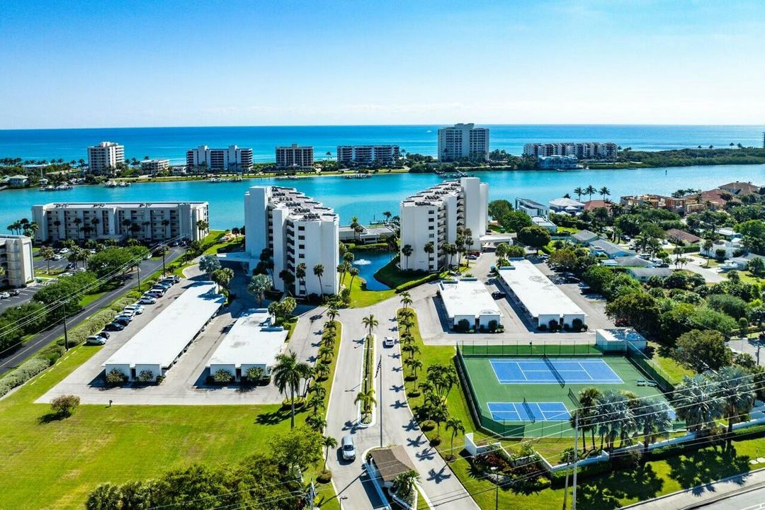 En Venta: $818,800 (2 camas, 2 baños, 1639 Pies cuadrados)