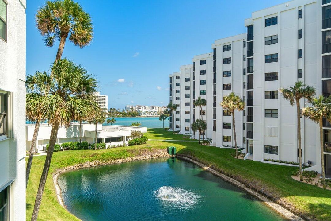 En Venta: $818,800 (2 camas, 2 baños, 1639 Pies cuadrados)