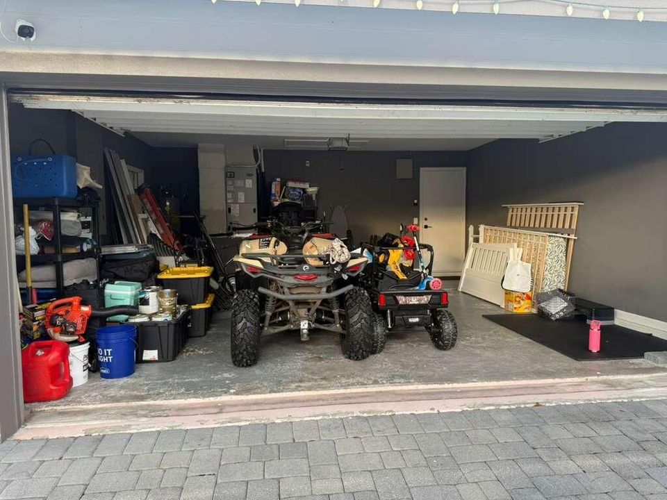 На продажу: $599,900 (3 спален, 2 ванн, 1827 Квадратных фут)