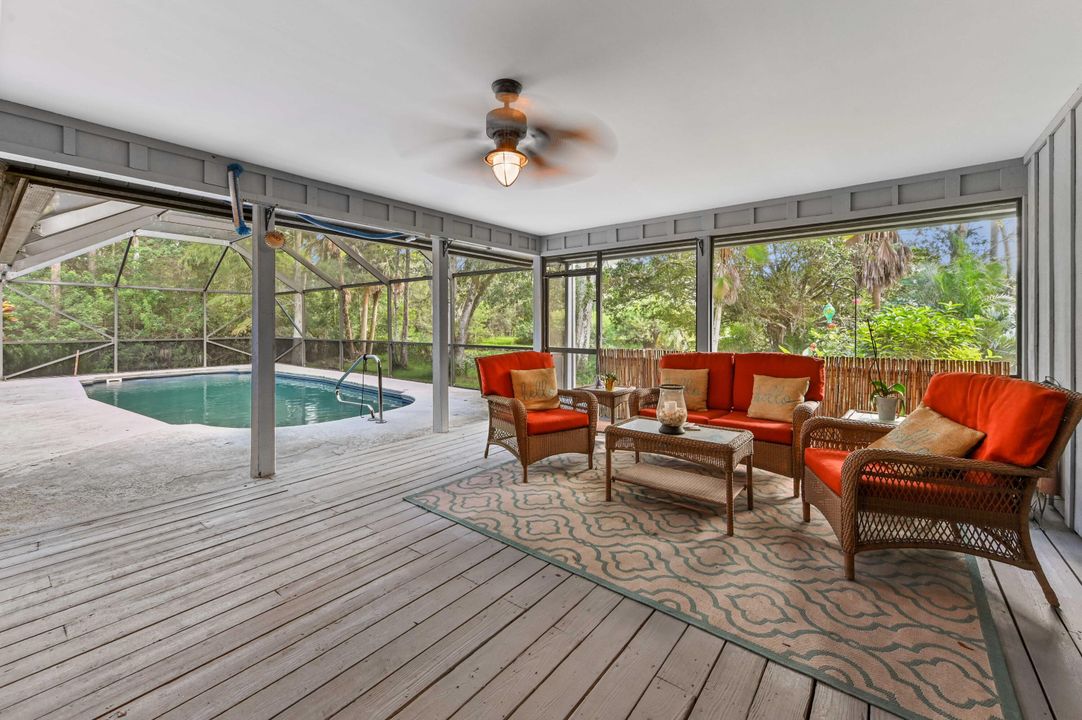 For Sale: $725,000 (3 beds, 2 baths, 2095 Square Feet)