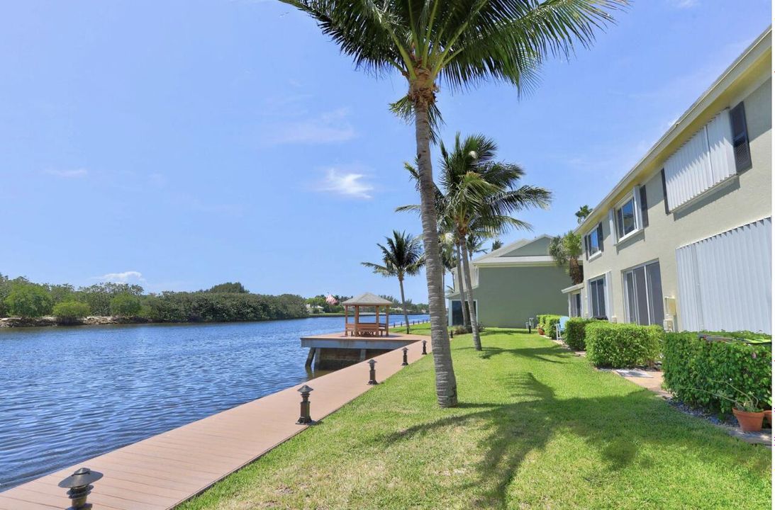 Active With Contract: $3,500 (3 beds, 2 baths, 1312 Square Feet)