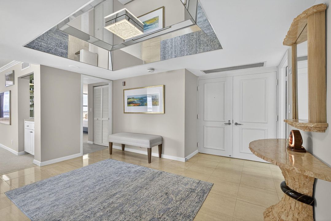 For Sale: $889,000 (2 beds, 2 baths, 1661 Square Feet)