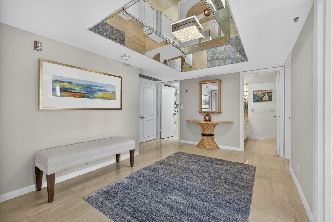 For Sale: $889,000 (2 beds, 2 baths, 1661 Square Feet)