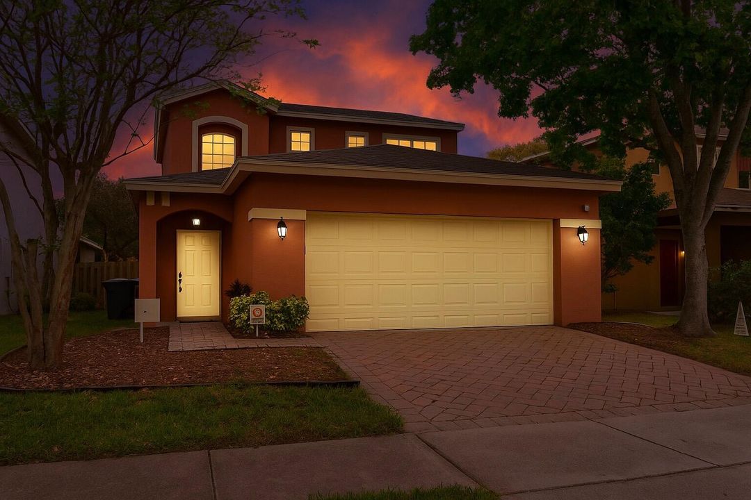 待售: $269,000 (2 贝兹, 2 浴室, 1579 平方英尺)