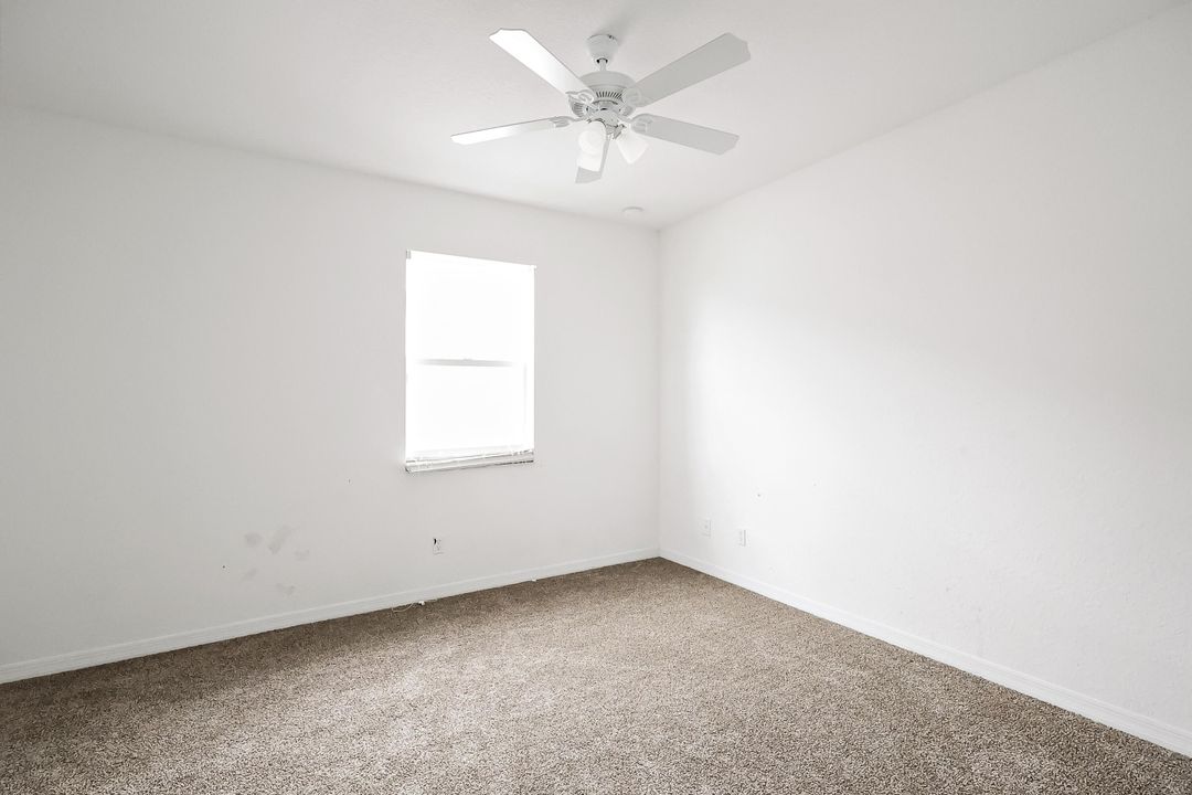 待售: $269,000 (2 贝兹, 2 浴室, 1579 平方英尺)