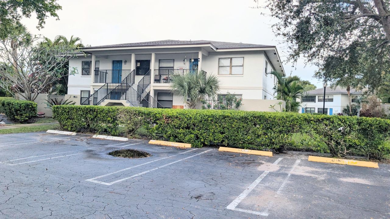 En Venta: $225,000 (2 camas, 2 baños, 1348 Pies cuadrados)