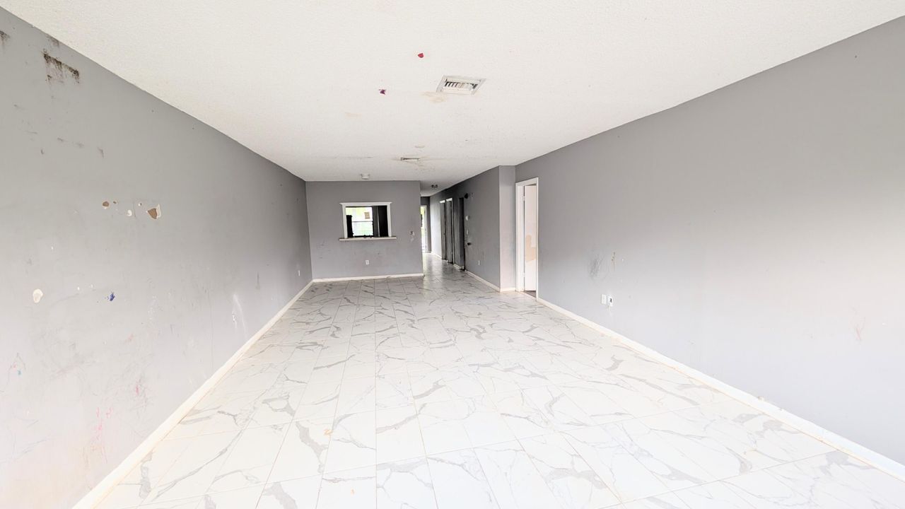 En Venta: $225,000 (2 camas, 2 baños, 1348 Pies cuadrados)