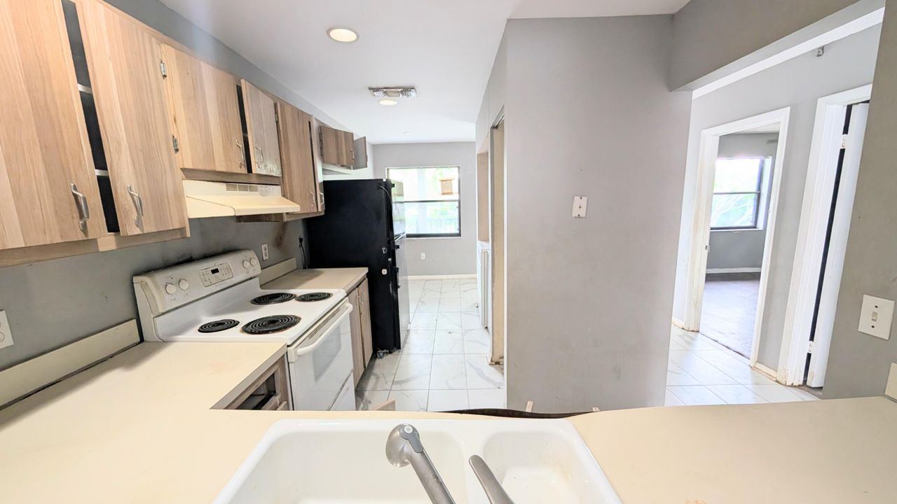 En Venta: $225,000 (2 camas, 2 baños, 1348 Pies cuadrados)