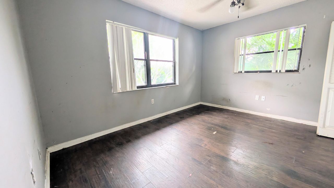 En Venta: $225,000 (2 camas, 2 baños, 1348 Pies cuadrados)